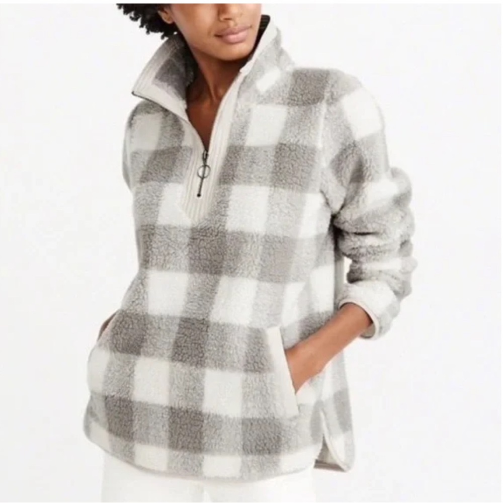 Abercrombie & Fitch | Women’s Buffalo Check Sherpa Pullover Size M Grey White